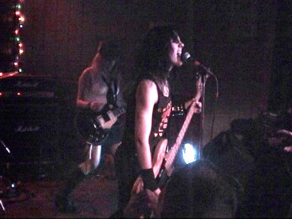 acdc-amyscreaming