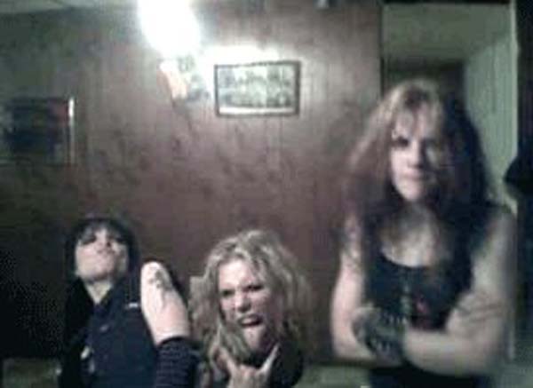 group-new-3girls